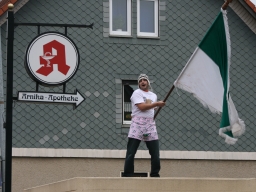 K08